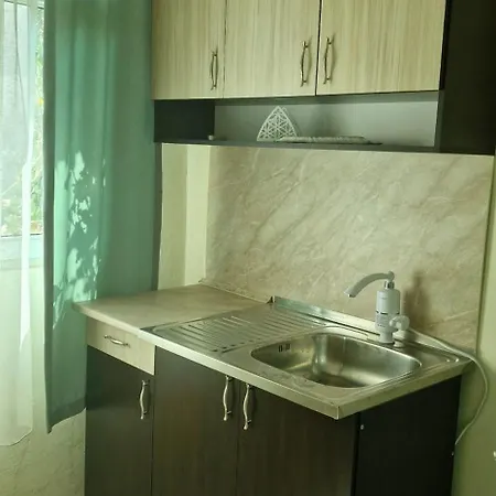 Apartment Апартамент За Гости Ира